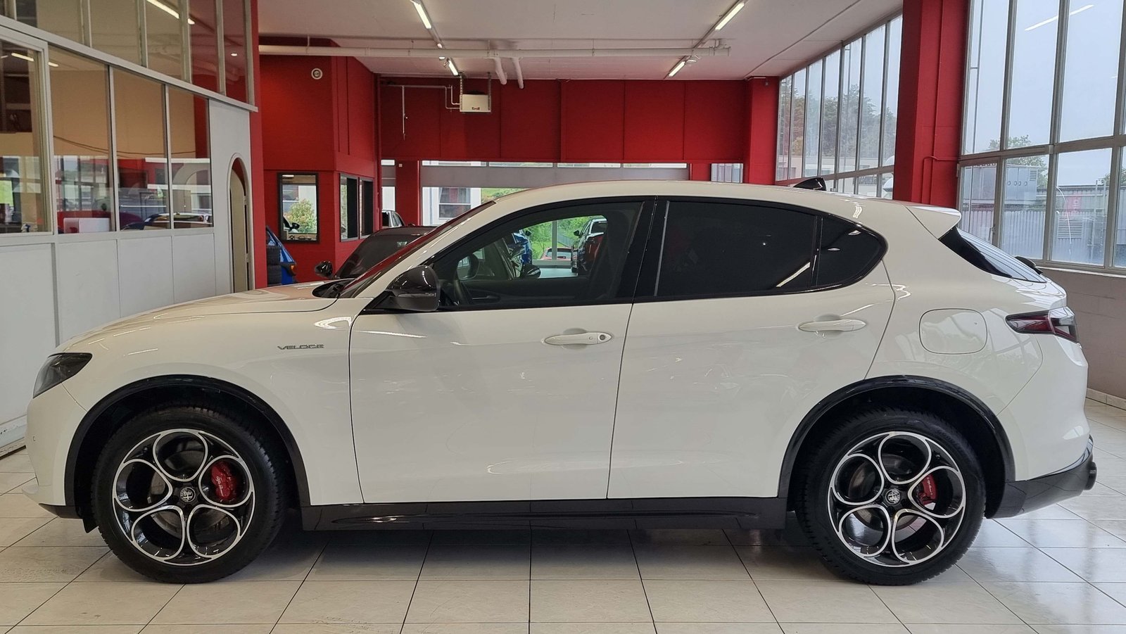 ALFA ROMEO Stelvio 2.0 Q4 280 Veloce-Premium, Benzina, Occasioni / Usate, Automatico - 3