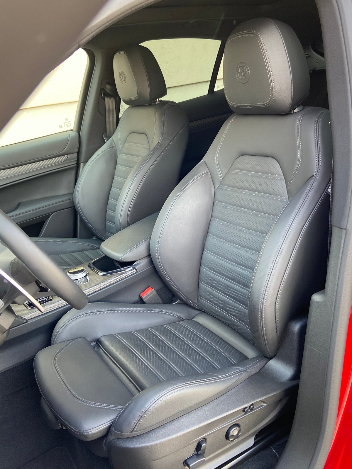 ALFA ROMEO Stelvio 2.9 V6 Quadrifoglio Sky 21 zoll Q4 AT8, Essence, Occasion / Utilisé, Automatique - 6