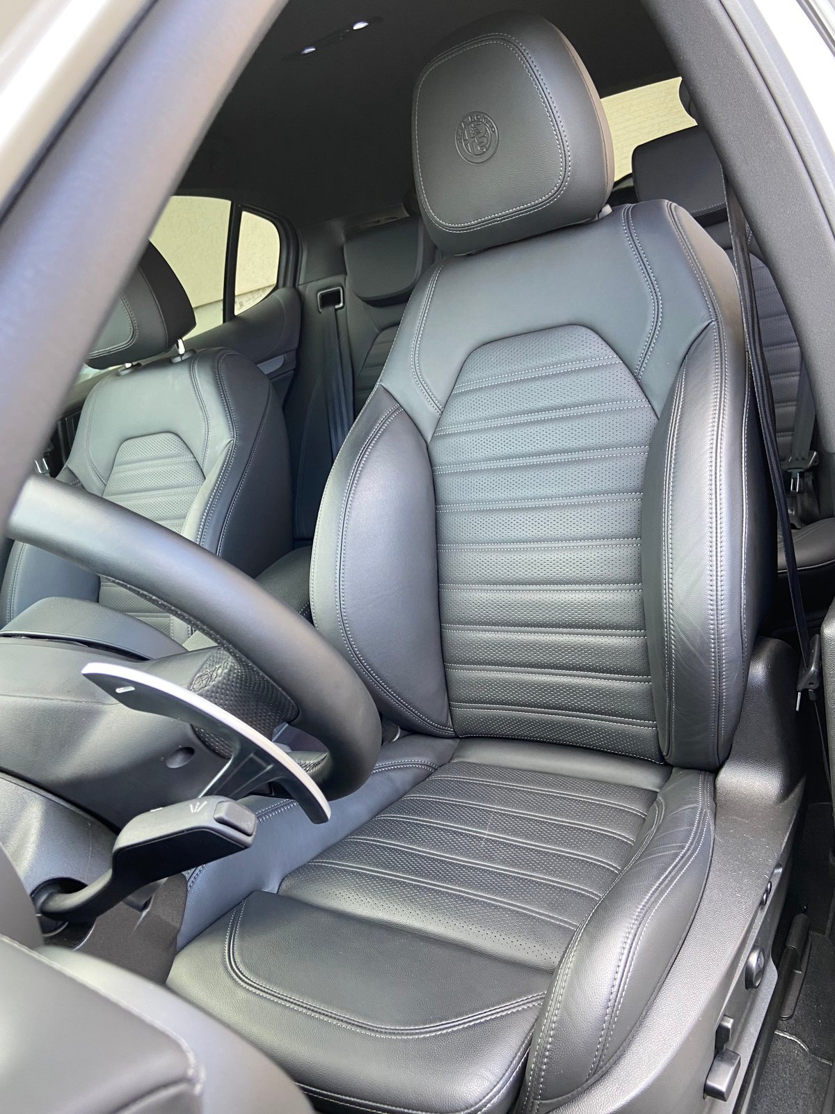ALFA ROMEO Stelvio 2.0 Veloce Premium Tech Q4 AT8, Petrol, Second hand / Used, Automatic - 6
