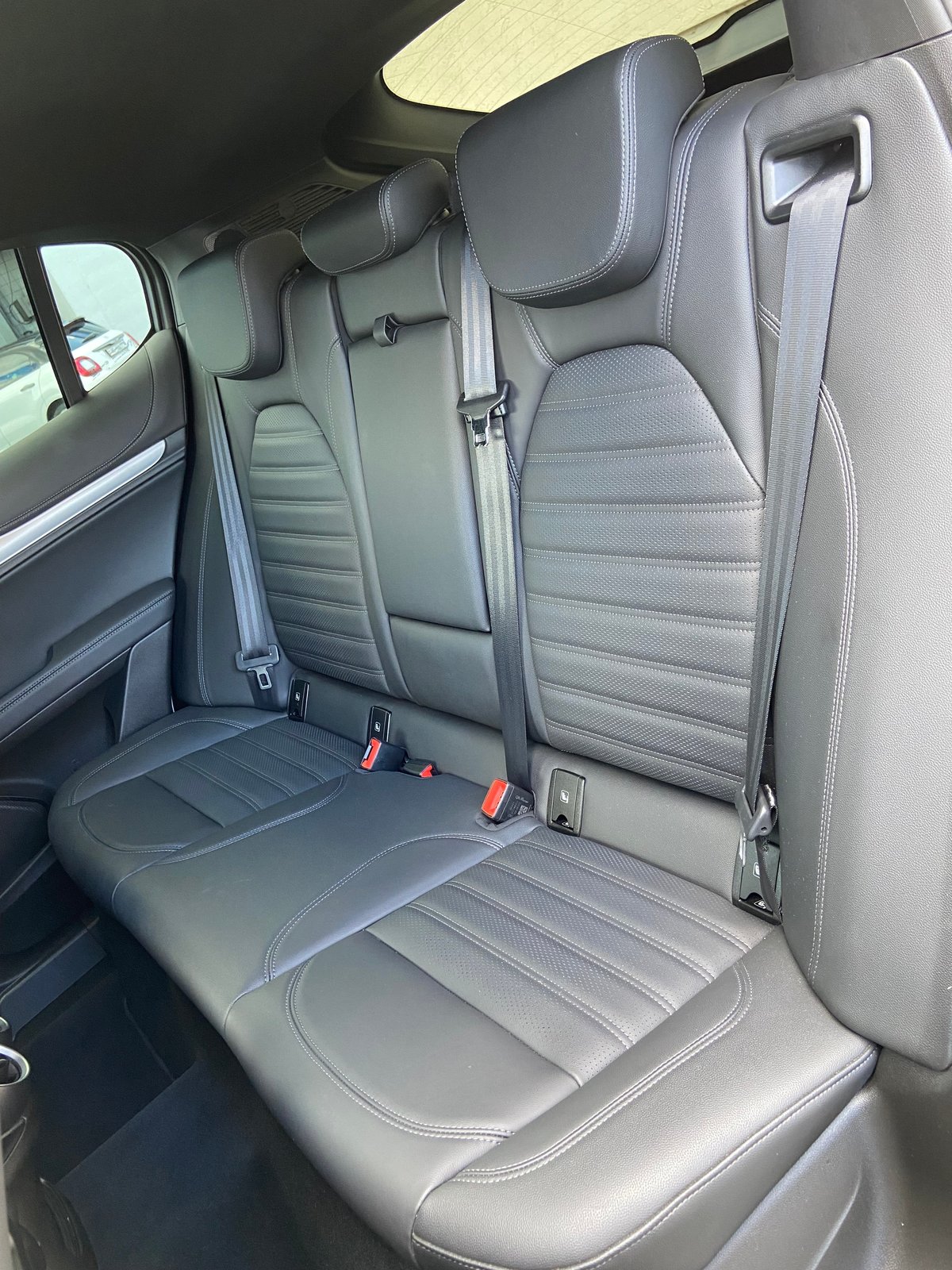 ALFA ROMEO Stelvio 2.0 Veloce Premium Tech Q4 AT8, Petrol, Second hand / Used, Automatic - 7