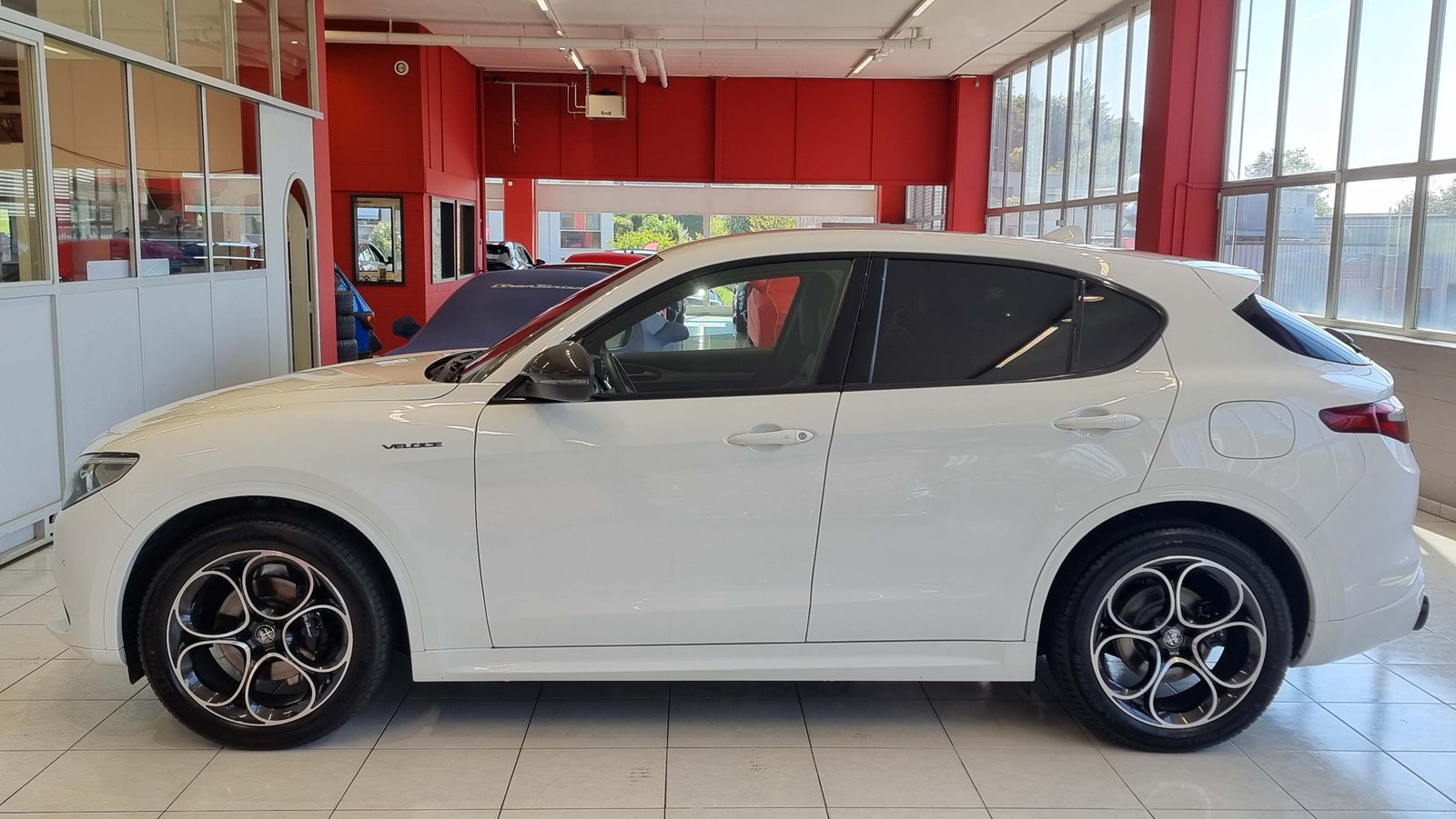 ALFA ROMEO Stelvio 2.0 Q4 280 Veloce, Benzin, Occasion / Gebraucht, Automatik - 3