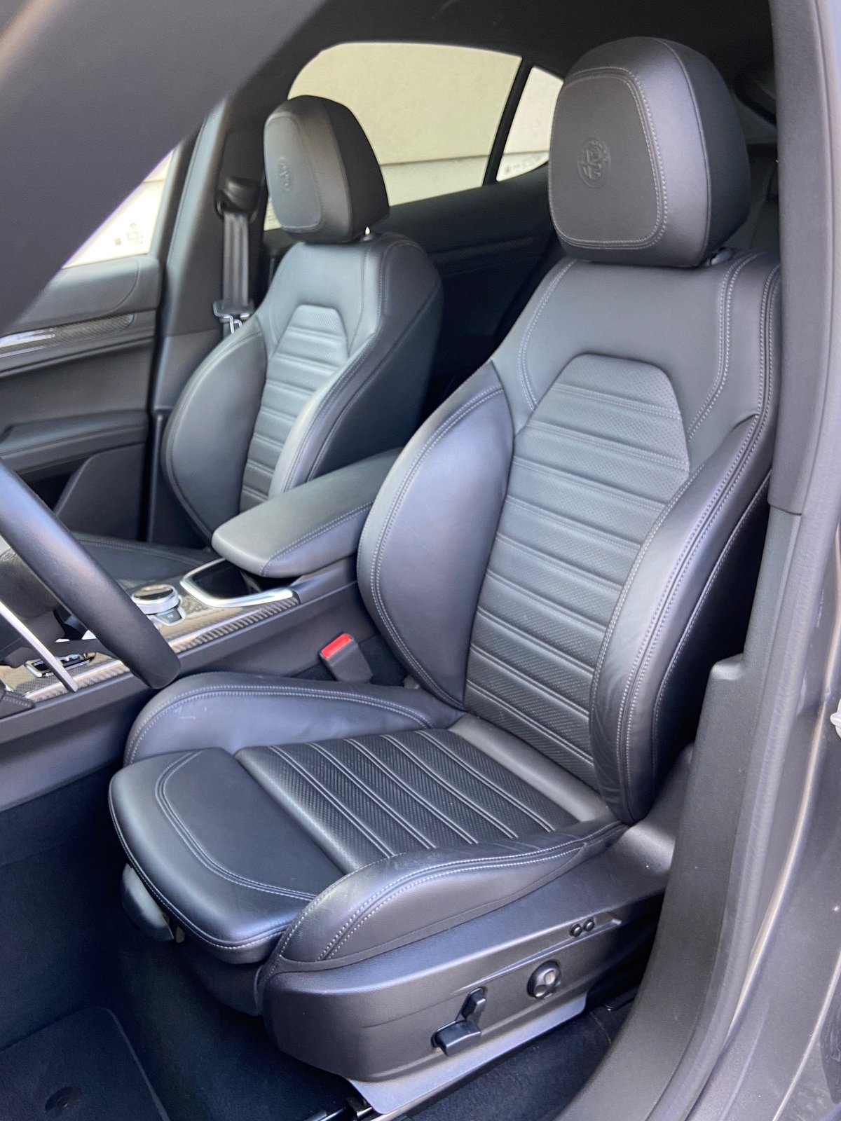 ALFA ROMEO Stelvio 2.9 V6 Quadrifoglio Q4, Benzin, Occasion / Gebraucht, Automatik - 6