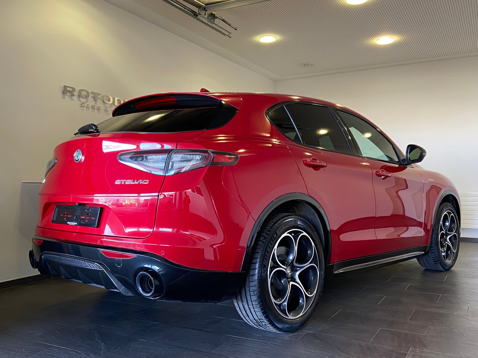 ALFA ROMEO Stelvio 2.0 Veloce Q4 AT8, Essence, Occasion / Utilisé, Automatique - 2