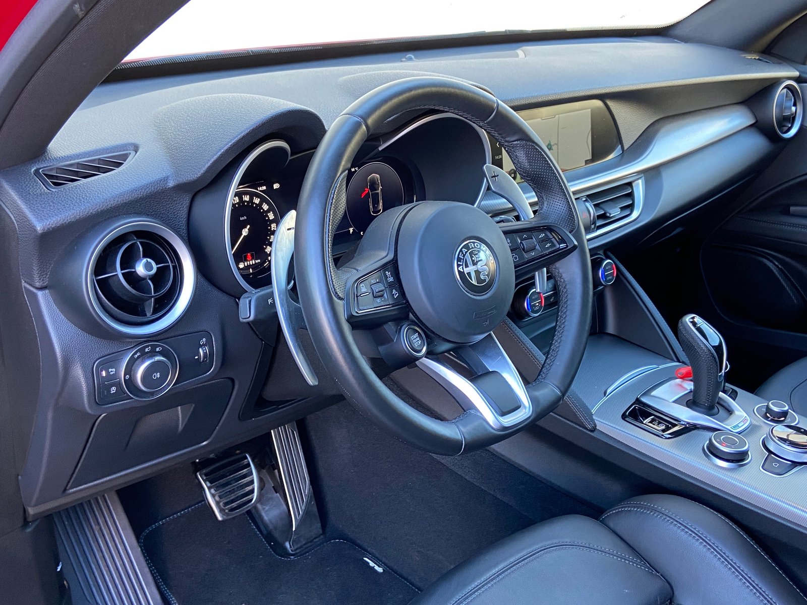 ALFA ROMEO Stelvio 2.0 Veloce Q4 AT8, Essence, Occasion / Utilisé, Automatique - 6