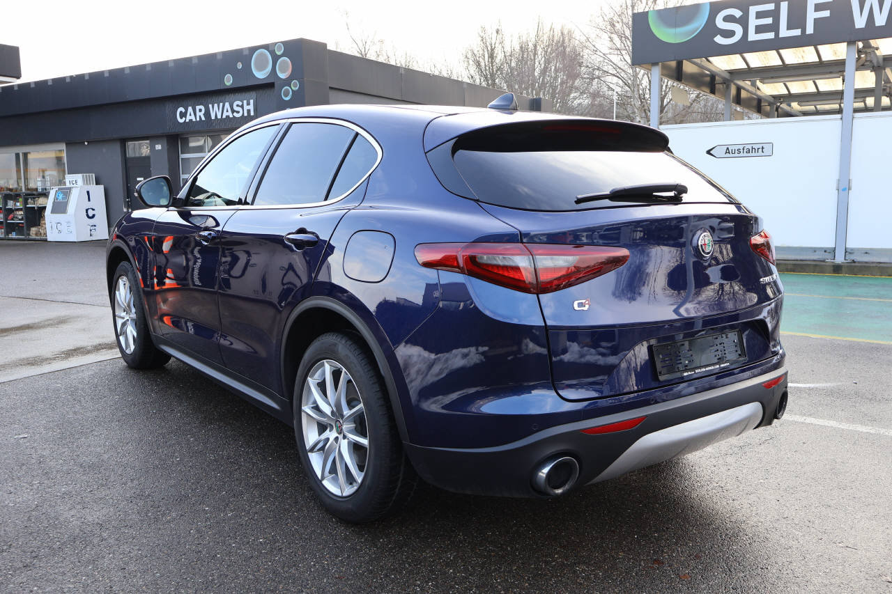 ALFA ROMEO Stelvio 2.0 Q4 280 First Edition, Benzin, Occasion / Gebraucht, Automatik - 6