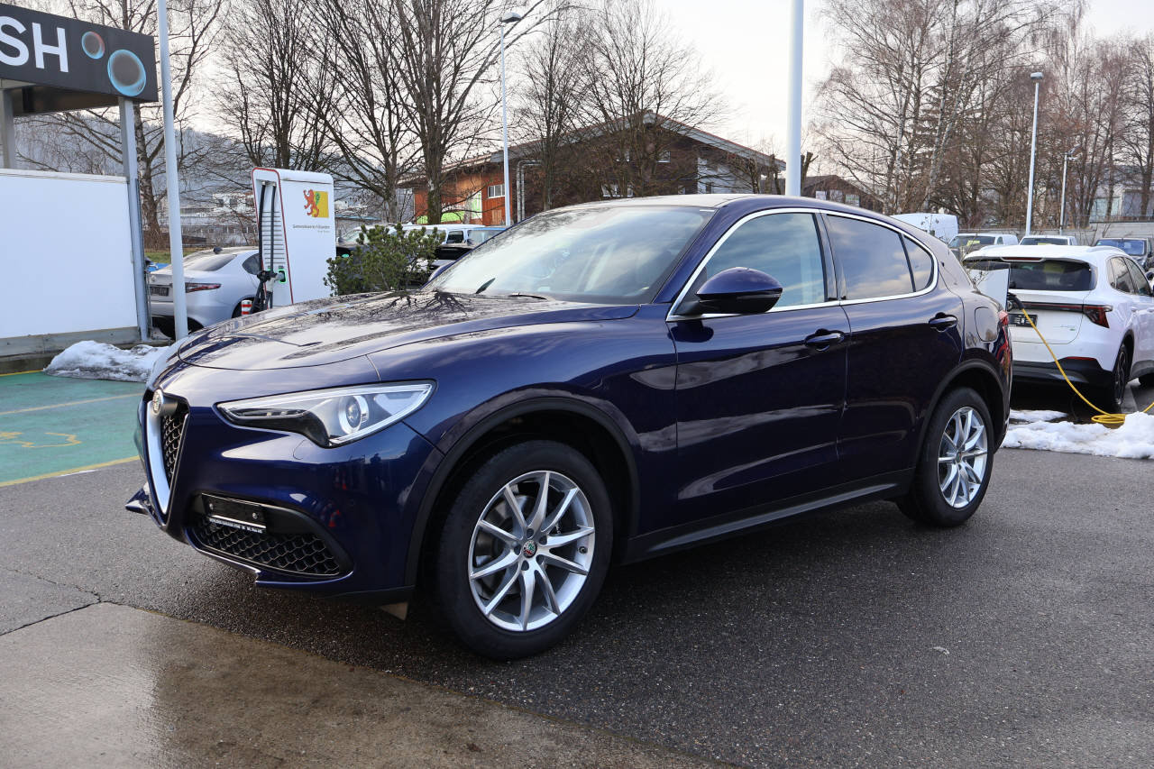 ALFA ROMEO Stelvio 2.0 Q4 280 First Edition, Benzin, Occasion / Gebraucht, Automatik - 7