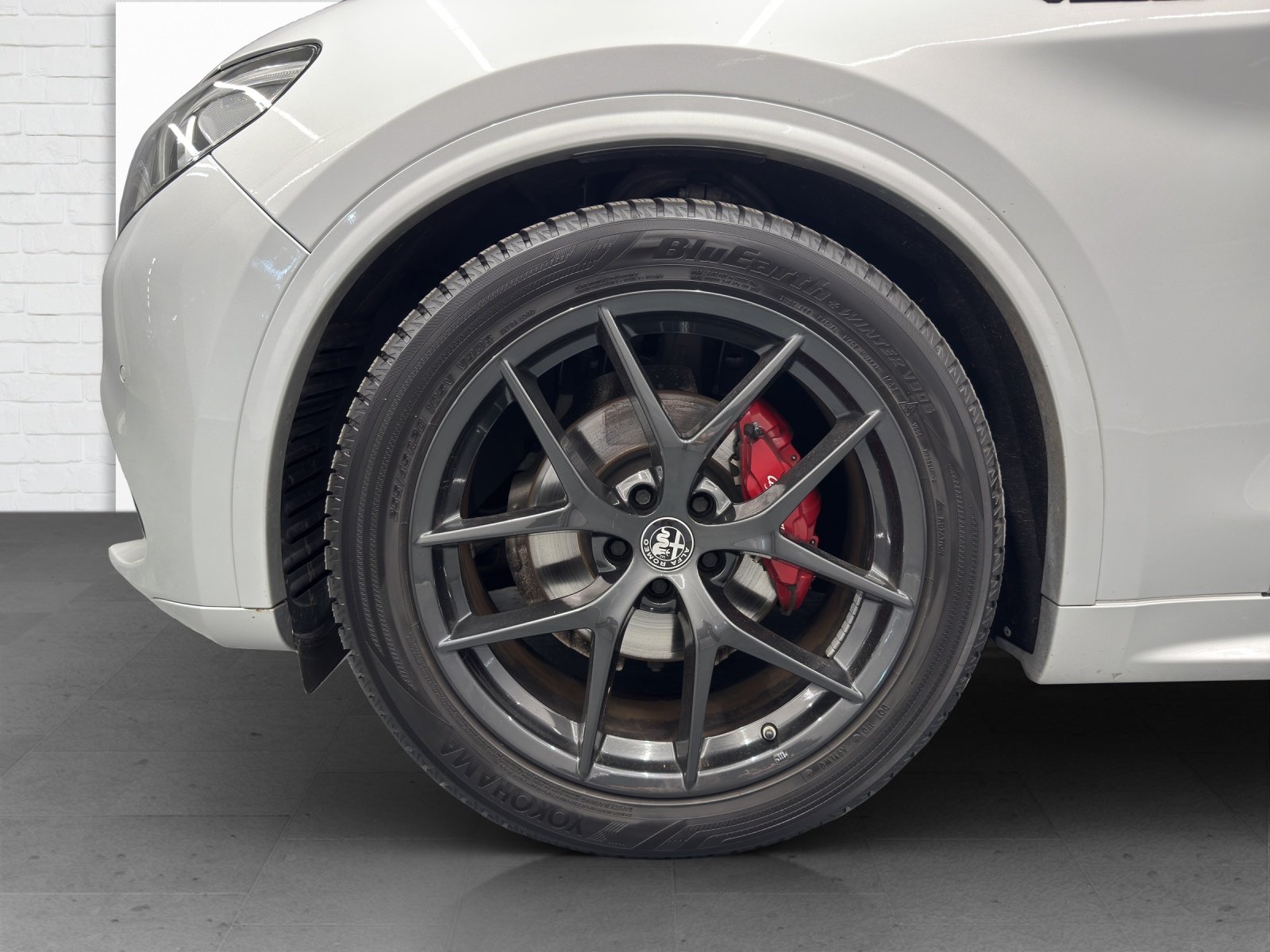 ALFA ROMEO Stelvio 2.0 Q4 280 Veloce, Essence, Occasion / Utilisé, Automatique - 6
