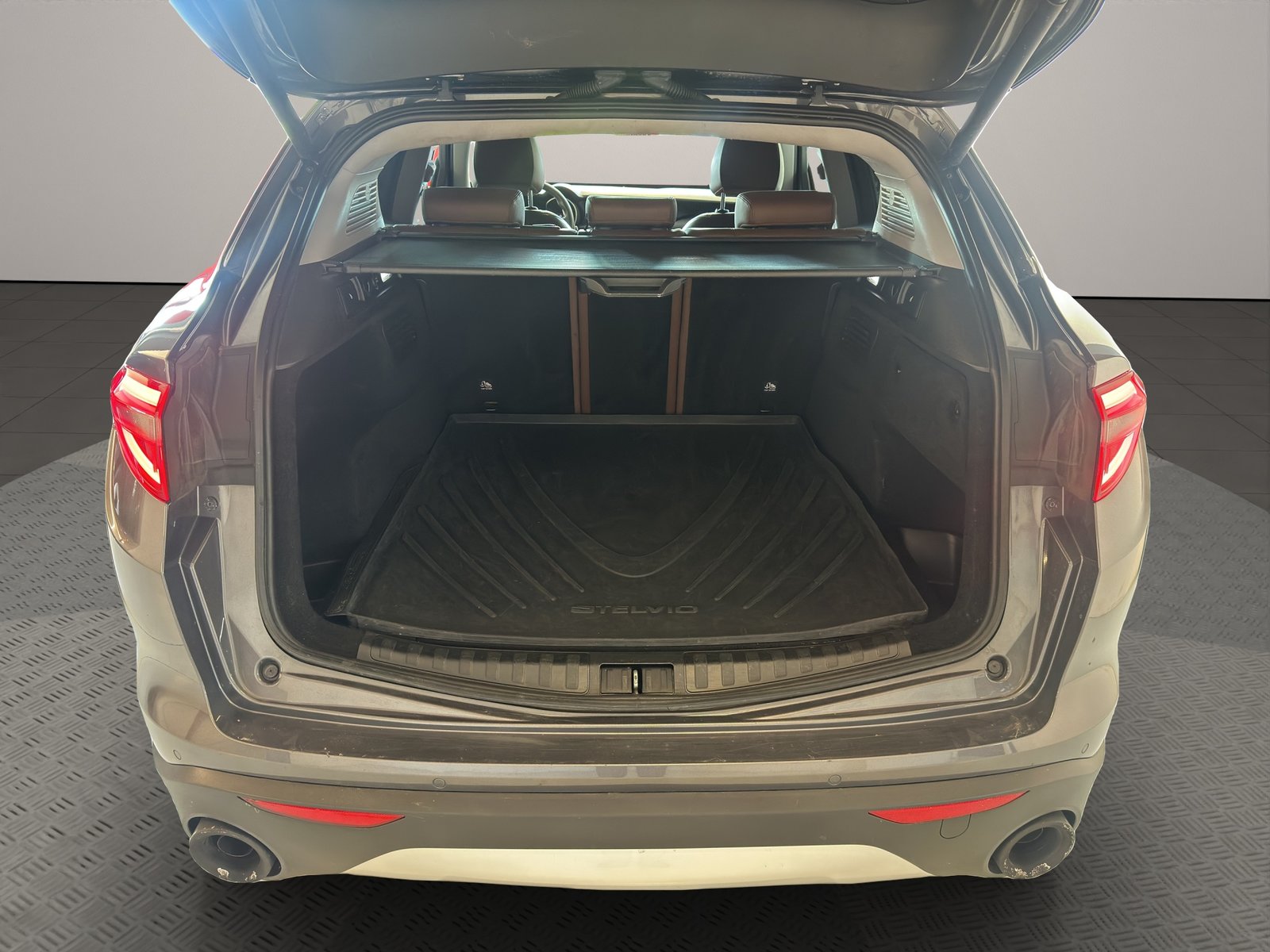 ALFA ROMEO Stelvio 2.0 Super Q4 Automatic, Essence, Occasion / Utilisé, Automatique - 7