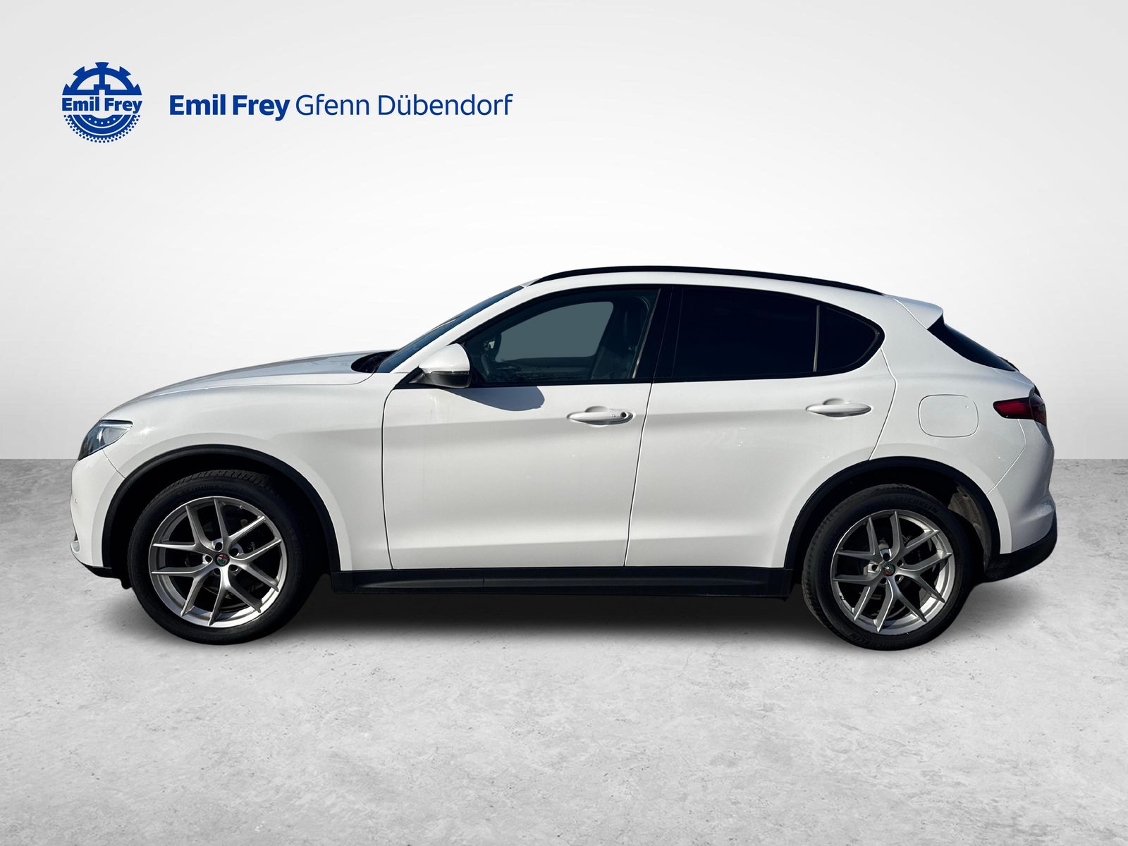 ALFA ROMEO Stelvio 2.0 Q4 280 Super, Essence, Occasion / Utilisé, Automatique - 2