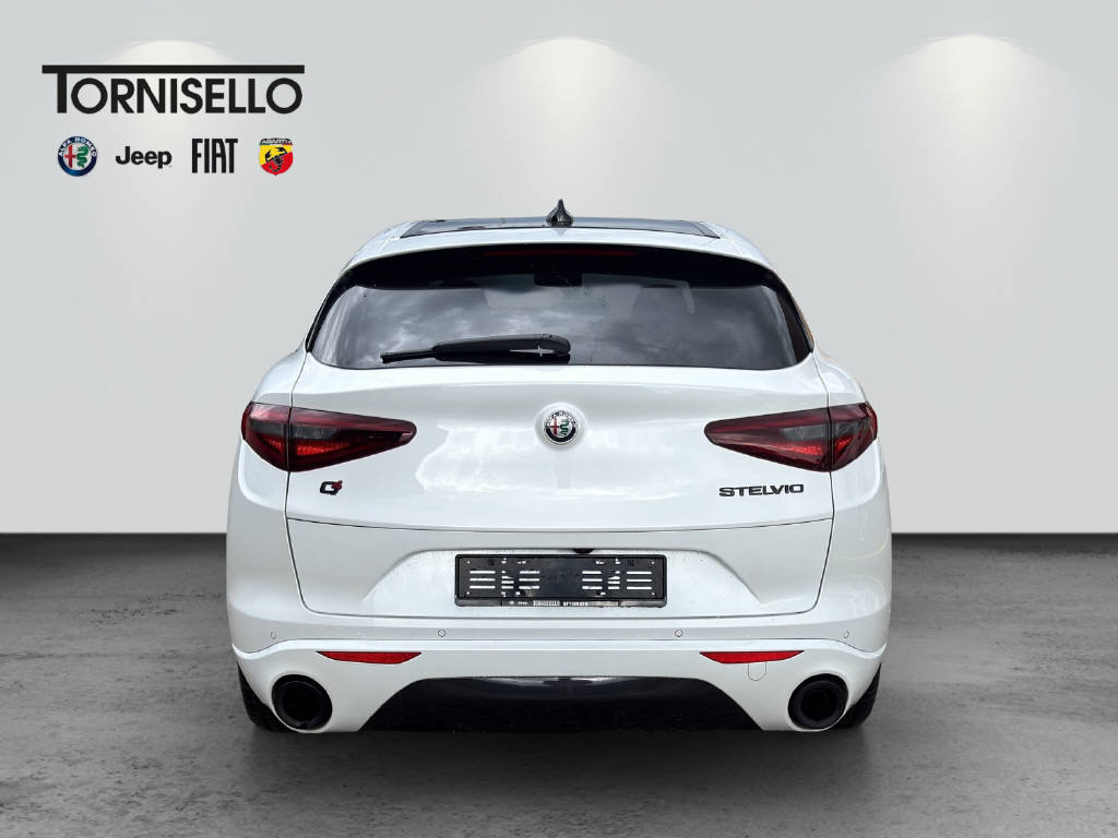 ALFA ROMEO Stelvio 2.0 Q4 280 Veloce Sky, Essence, Occasion / Utilisé, Automatique - 3