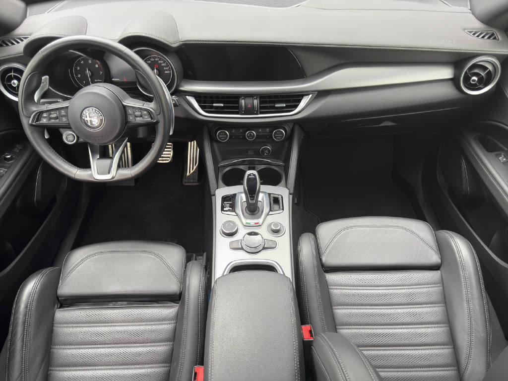 ALFA ROMEO Stelvio 2.0 Q4 280 Veloce Sky, Essence, Occasion / Utilisé, Automatique - 7
