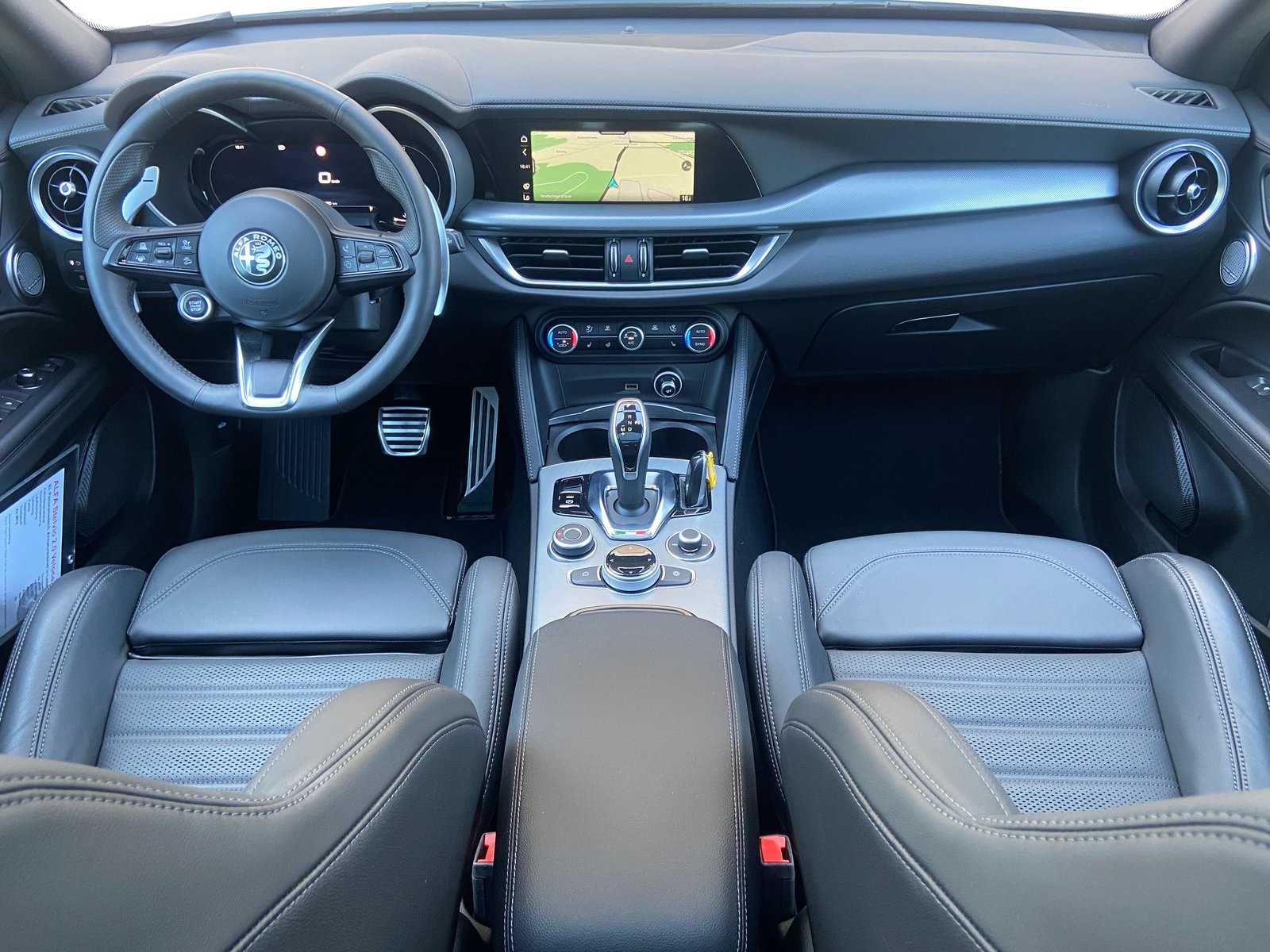 ALFA ROMEO Stelvio 2.0 Veloce Premium Sky Q4 AT8, Essence, Occasion / Utilisé, Automatique - 5