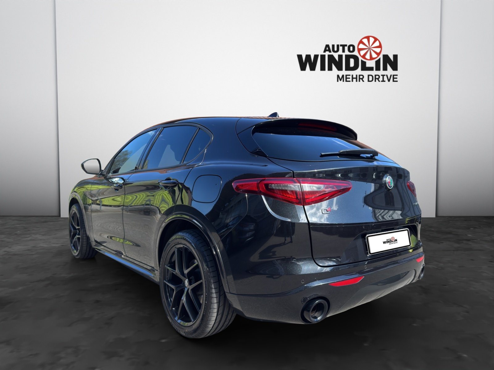 ALFA ROMEO Stelvio 2.0 Q4 280 Veloce, Benzin, Occasion / Gebraucht, Automatik - 4
