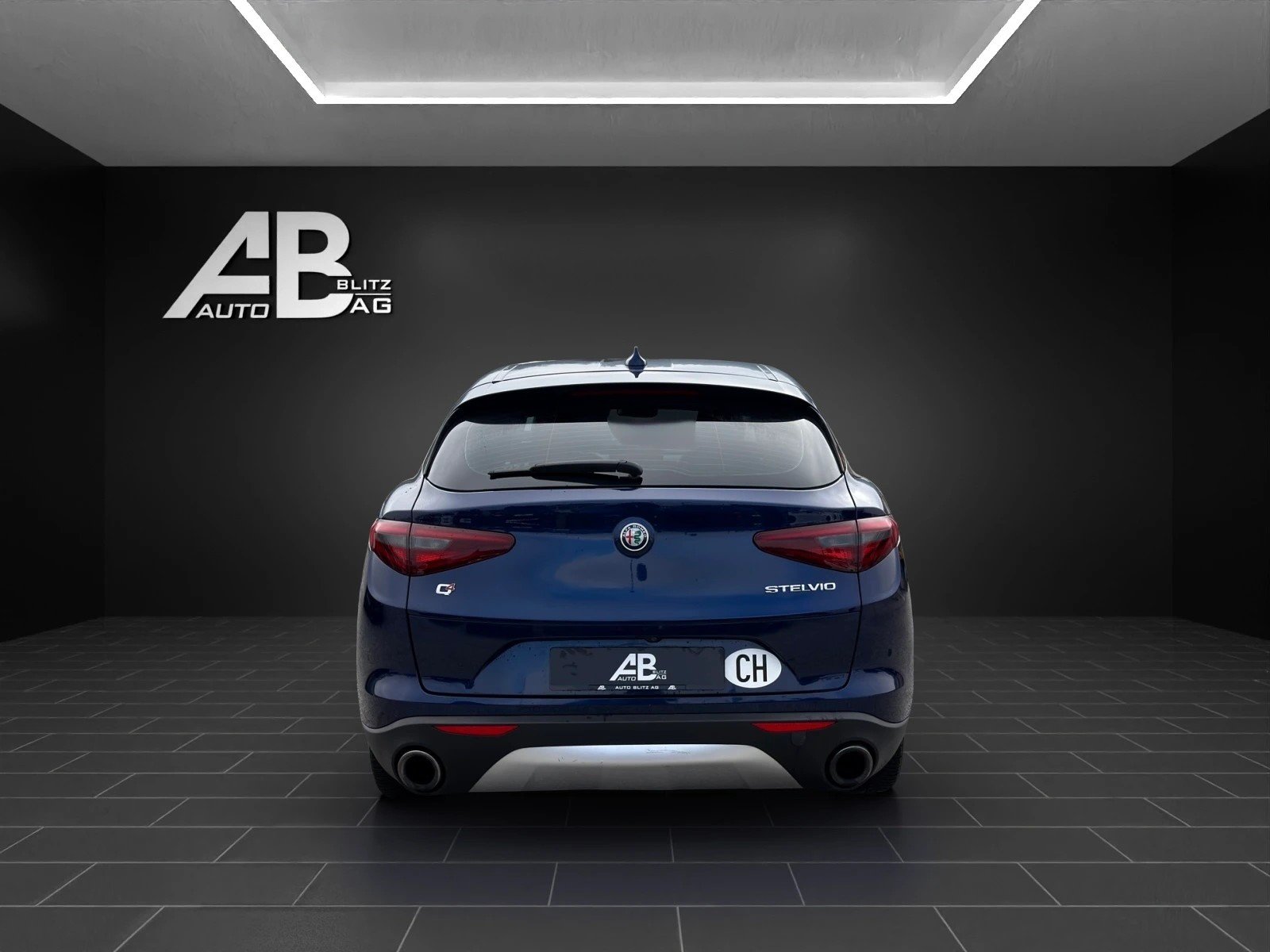 ALFA ROMEO Stelvio 2.0 Super Q4 Automatic, Benzin, Occasion / Gebraucht, Automatik - 4