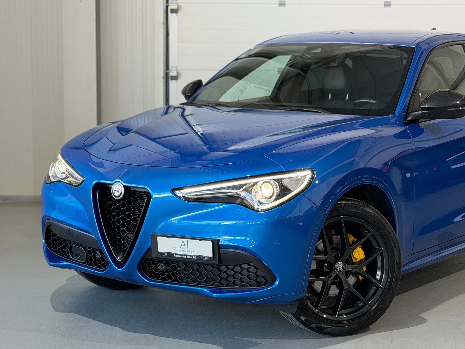 ALFA ROMEO Stelvio 2.0 Veloce Q4 Automatic, Essence, Occasion / Utilisé, Automatique - 2