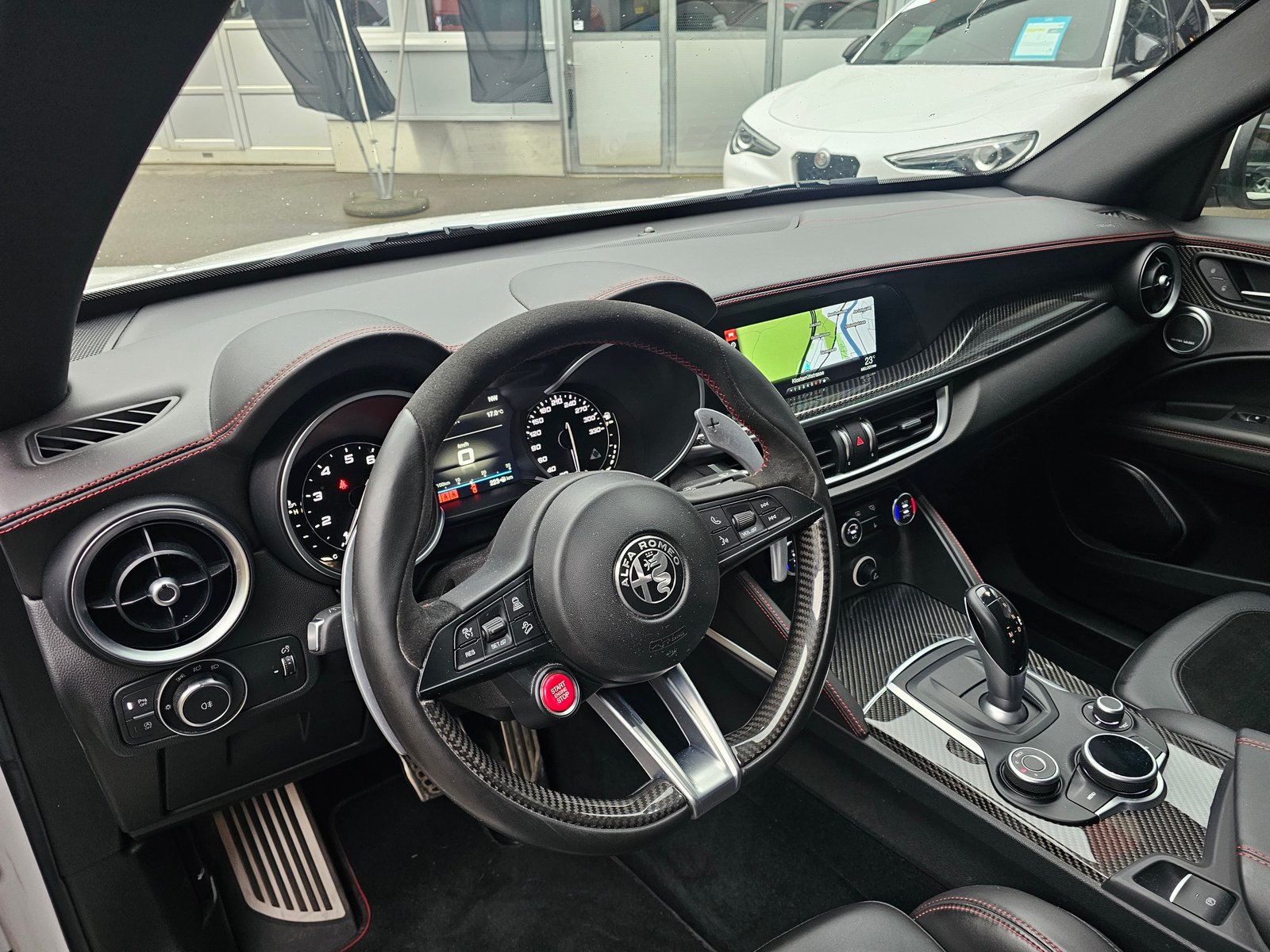 ALFA ROMEO Stelvio 2.9 V6 Quadrifoglio, Essence, Occasion / Utilisé, Automatique - 5