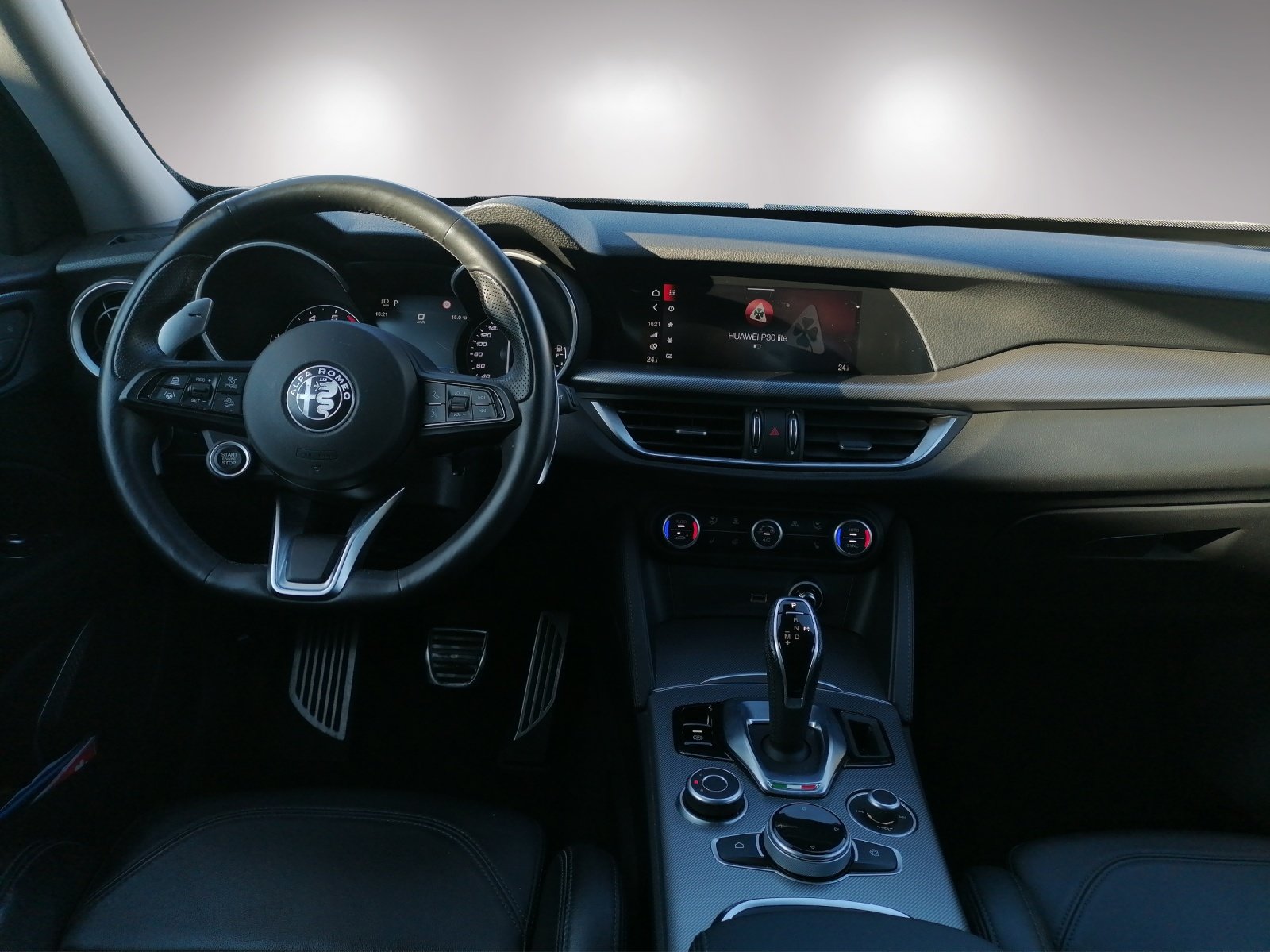 ALFA ROMEO Stelvio 2.0 Q4 Sprint, Essence, Occasion / Utilisé, Automatique - 5