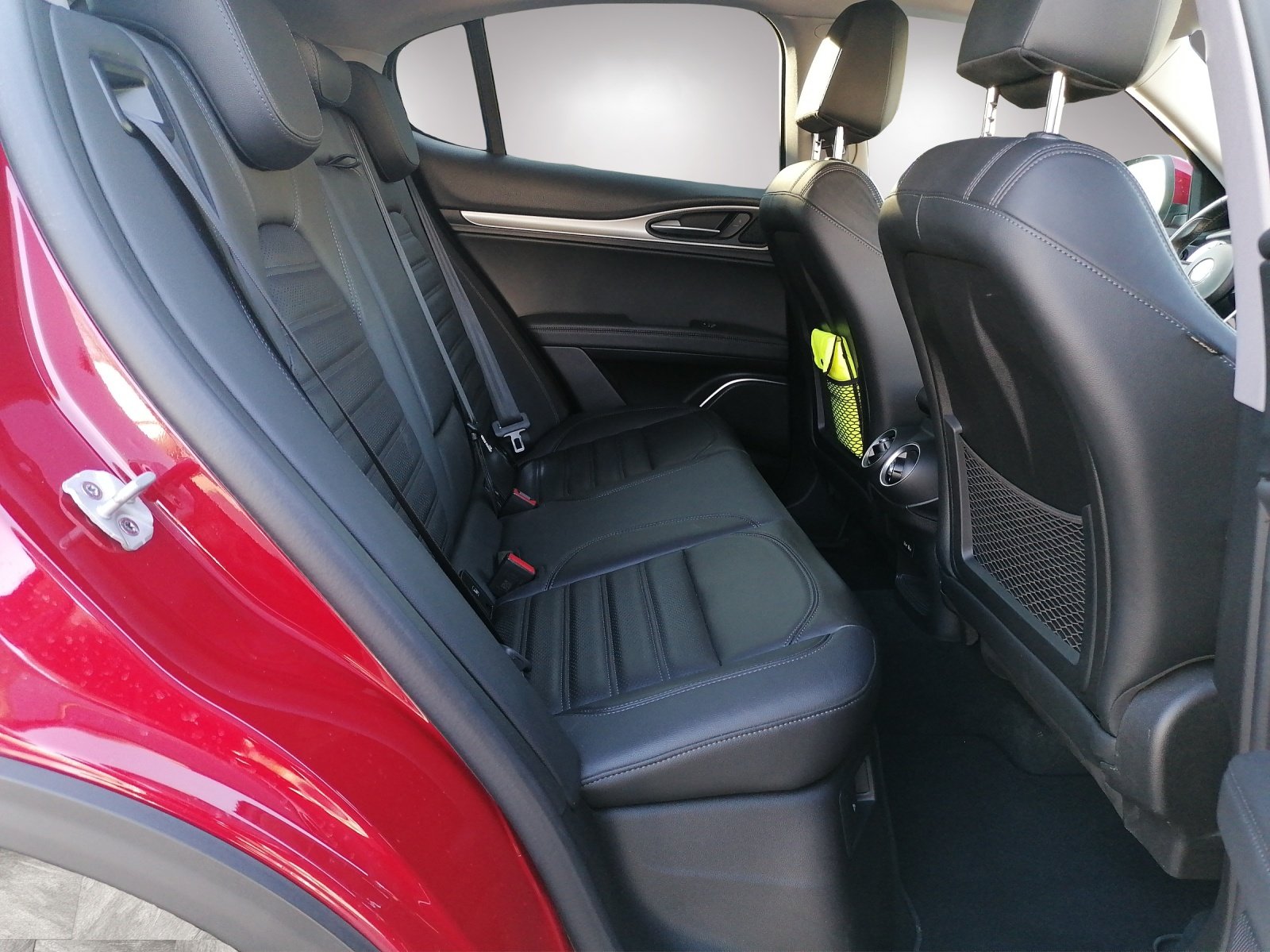 ALFA ROMEO Stelvio 2.0 Q4 Sprint, Essence, Occasion / Utilisé, Automatique - 7