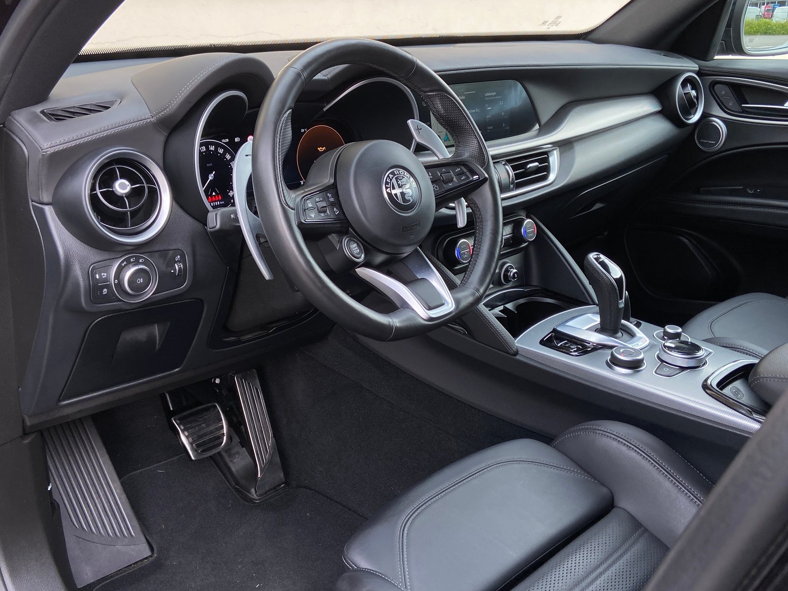 ALFA ROMEO Stelvio 2.0 Veloce Pack Premium Sky Q4 AT8, Benzina, Occasioni / Usate, Automatico - 4