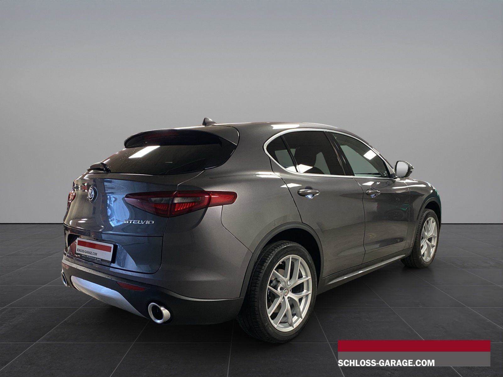ALFA ROMEO STELVIO 2.0 Q4 280 First Ed, Petrol, Second hand / Used, Automatic - 7