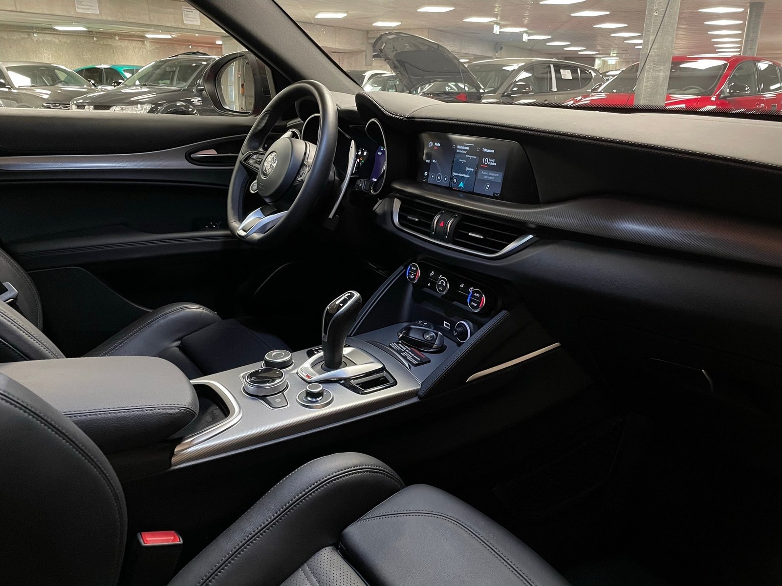 ALFA ROMEO STELVIO 2.0 MA 280 AT Q4 Ve, Petrol, Second hand / Used, Automatic - 5
