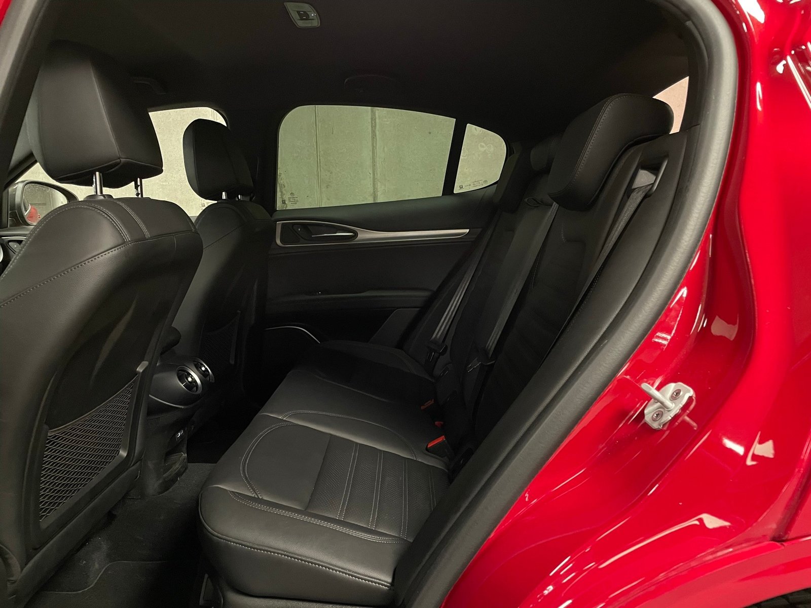 ALFA ROMEO STELVIO 2.0 MA 280 AT Q4 Ve, Petrol, Second hand / Used, Automatic - 6