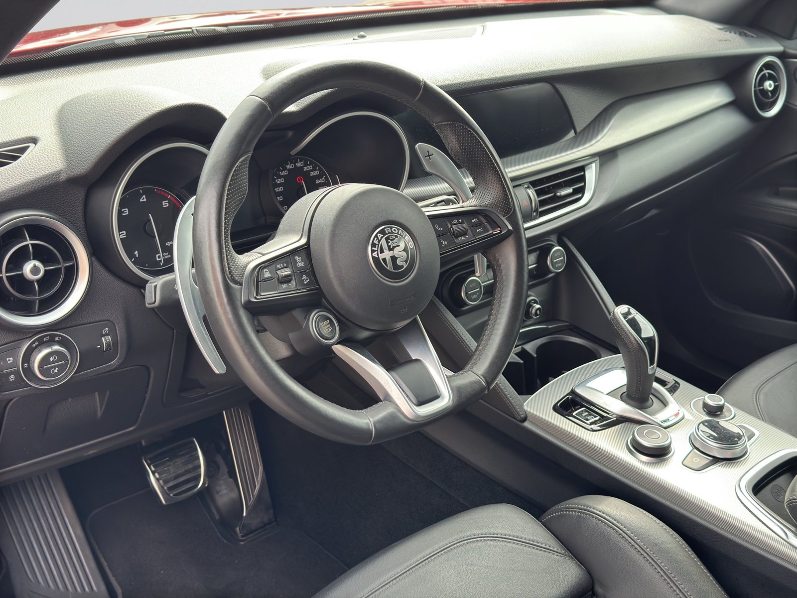 ALFA ROMEO Stelvio 2.2 JTDM Veloce Q4 Black, Diesel, Occasion / Utilisé, Automatique - 7