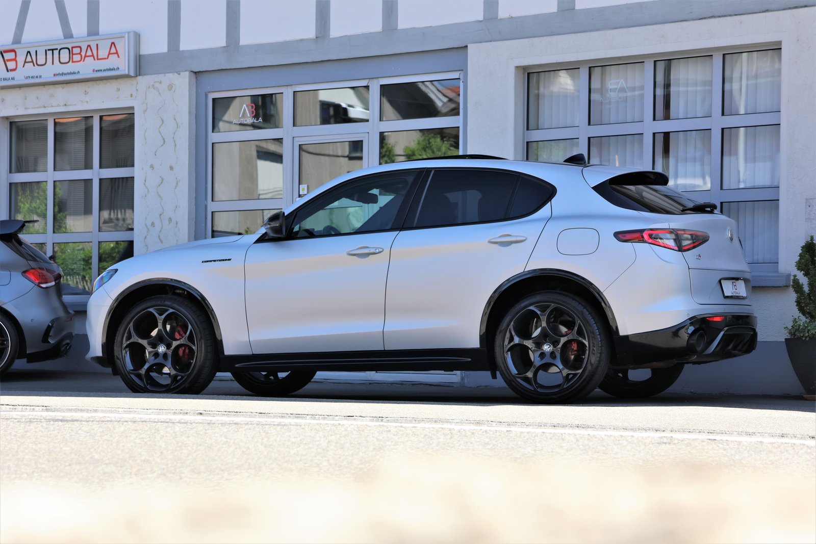 ALFA ROMEO Stelvio 2.0 Competizione Pack Sky Q4 AT8, Petrol, Second hand / Used, Automatic - 4
