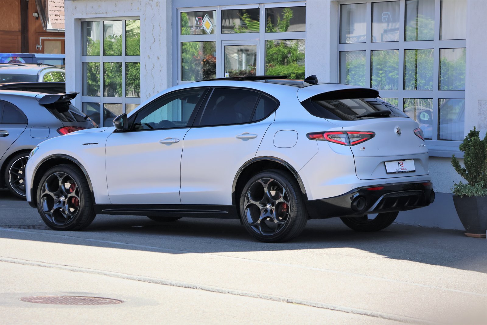 ALFA ROMEO Stelvio 2.0 Competizione Pack Sky Q4 AT8, Petrol, Second hand / Used, Automatic - 5