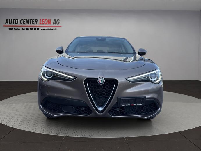 ALFA ROMEO Stelvio 2.0 First Edition Q4 Automatic, Benzin, Occasion / Gebraucht, Automatik