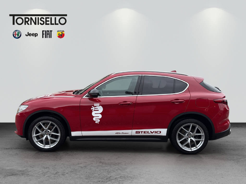 ALFA ROMEO Stelvio 2.0 Q4 280 Super, Essence, Occasion / Utilisé, Automatique - 2