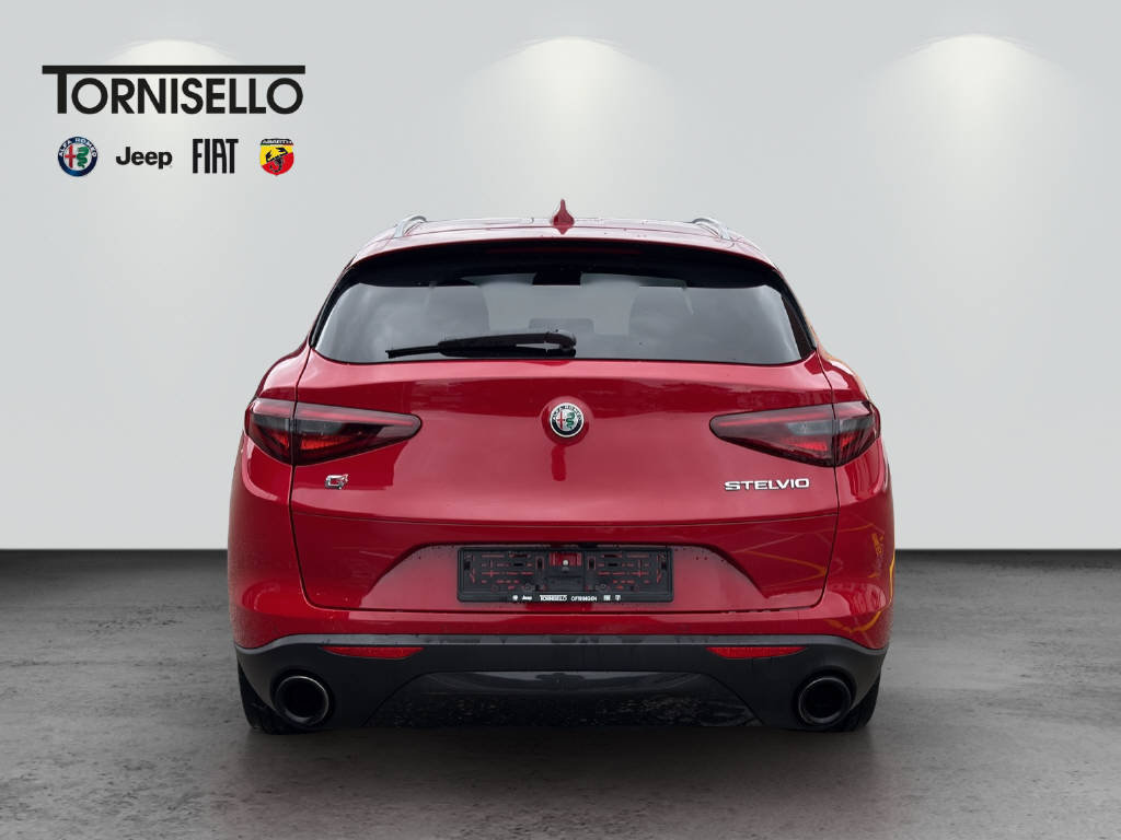 ALFA ROMEO Stelvio 2.0 Q4 280 Super, Essence, Occasion / Utilisé, Automatique - 3