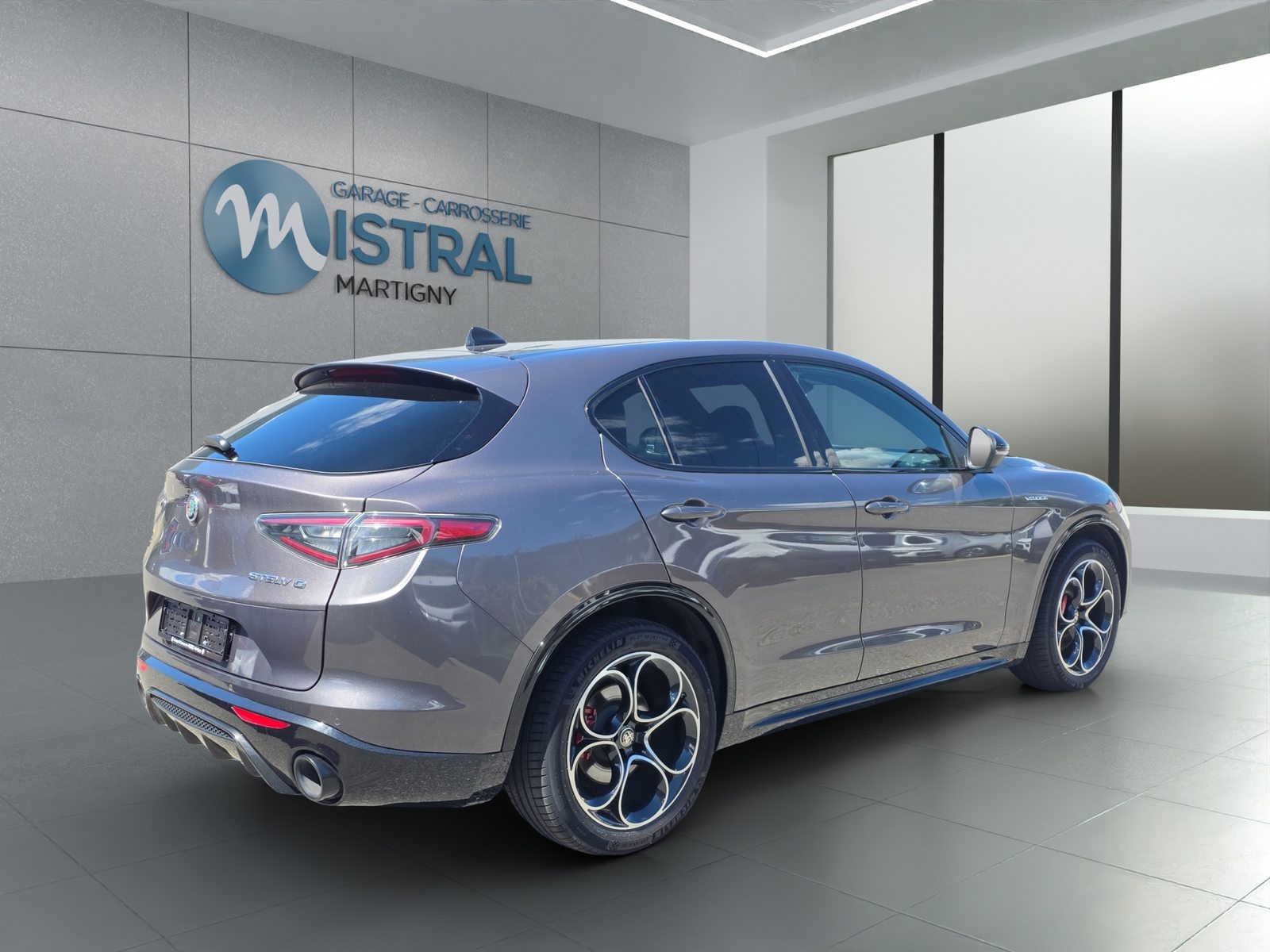 ALFA ROMEO Stelvio 2.0 Q4 280 Veloce, Petrol, Second hand / Used, Automatic - 5