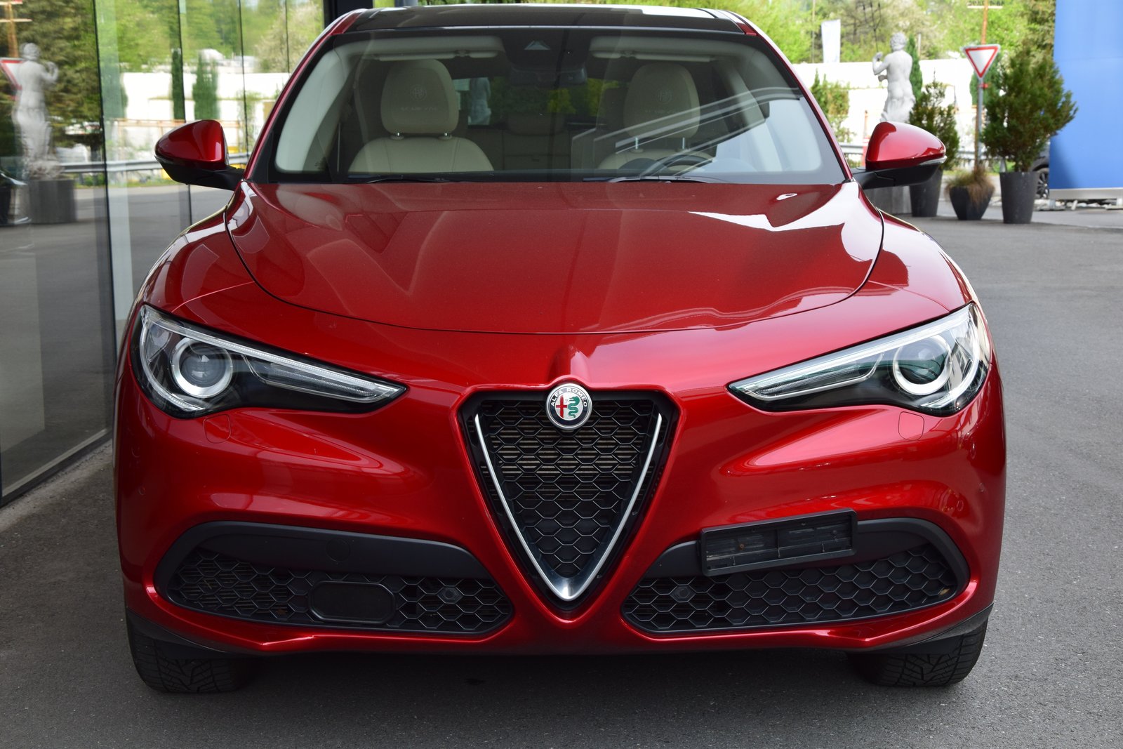 ALFA ROMEO Stelvio 2.0 6C Villa D'este Q4 Automatic, Benzin, Occasion / Gebraucht, Automatik - 3