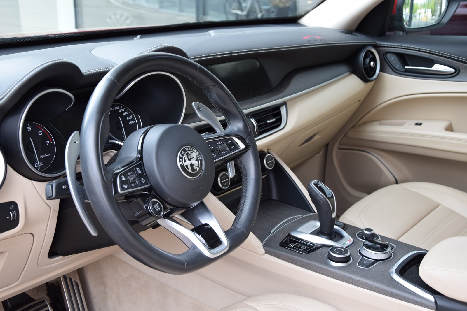 ALFA ROMEO Stelvio 2.0 6C Villa D'este Q4 Automatic, Benzin, Occasion / Gebraucht, Automatik - 6
