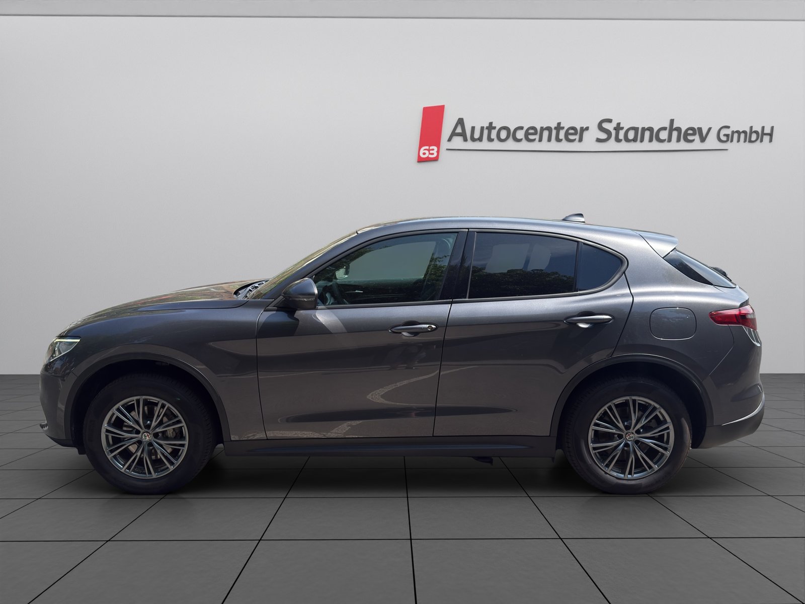 ALFA ROMEO Stelvio 2.0 Super Q4 Automatic, Benzin, Occasion / Gebraucht, Automatik - 3