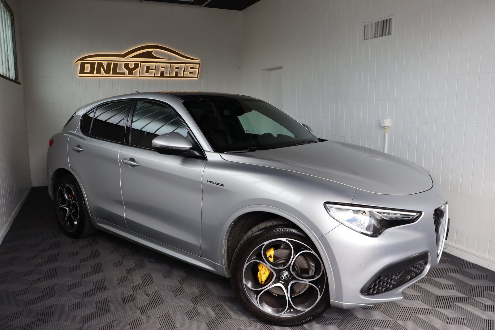 ALFA ROMEO Stelvio 2.0 Veloce Q4 Automatic, Benzin, Occasion / Gebraucht, Automatik - 5