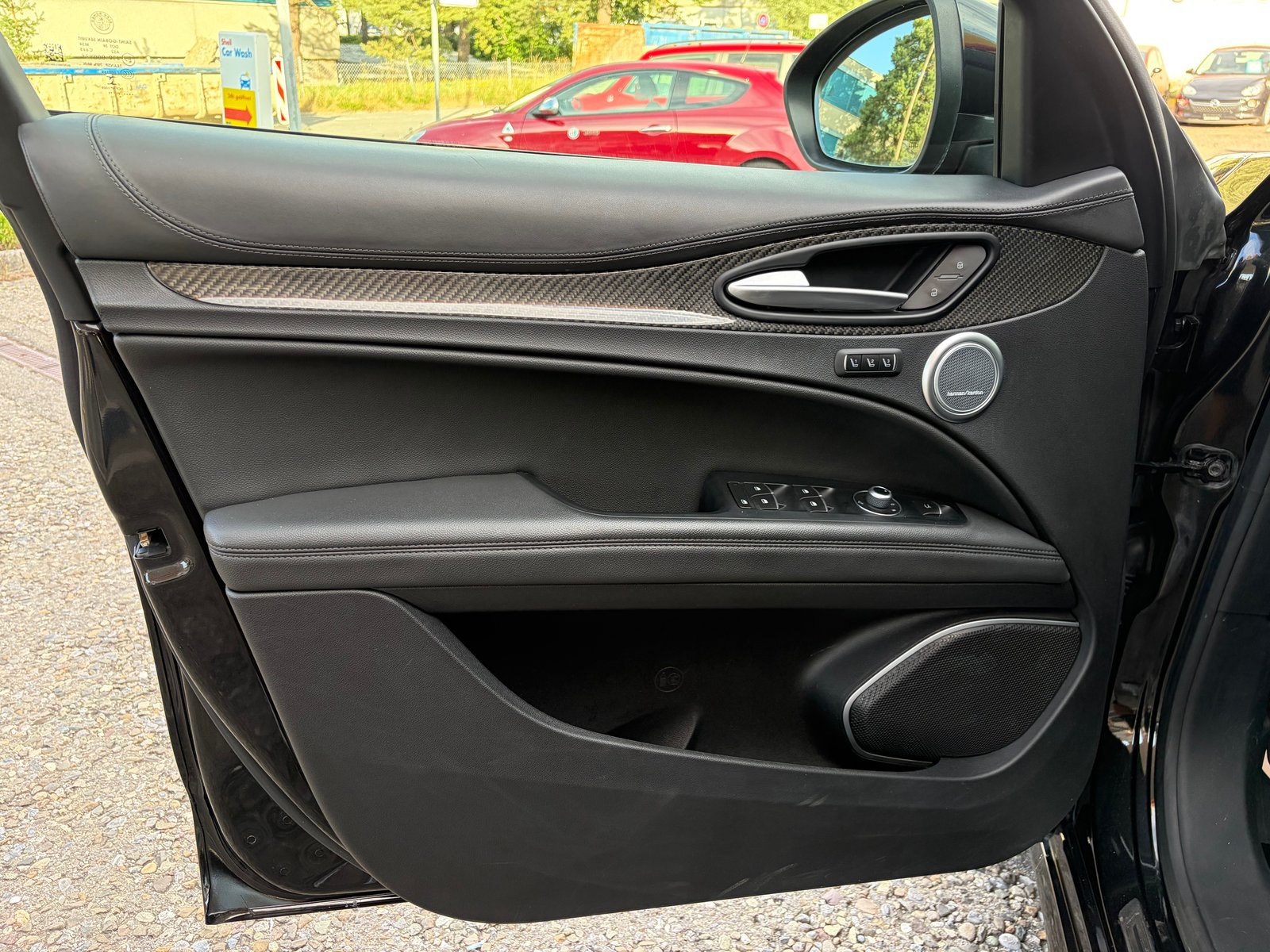 ALFA ROMEO Stelvio 2.9 V6 Quadrifoglio Q4 Automatic, Essence, Occasion / Utilisé, Automatique - 3