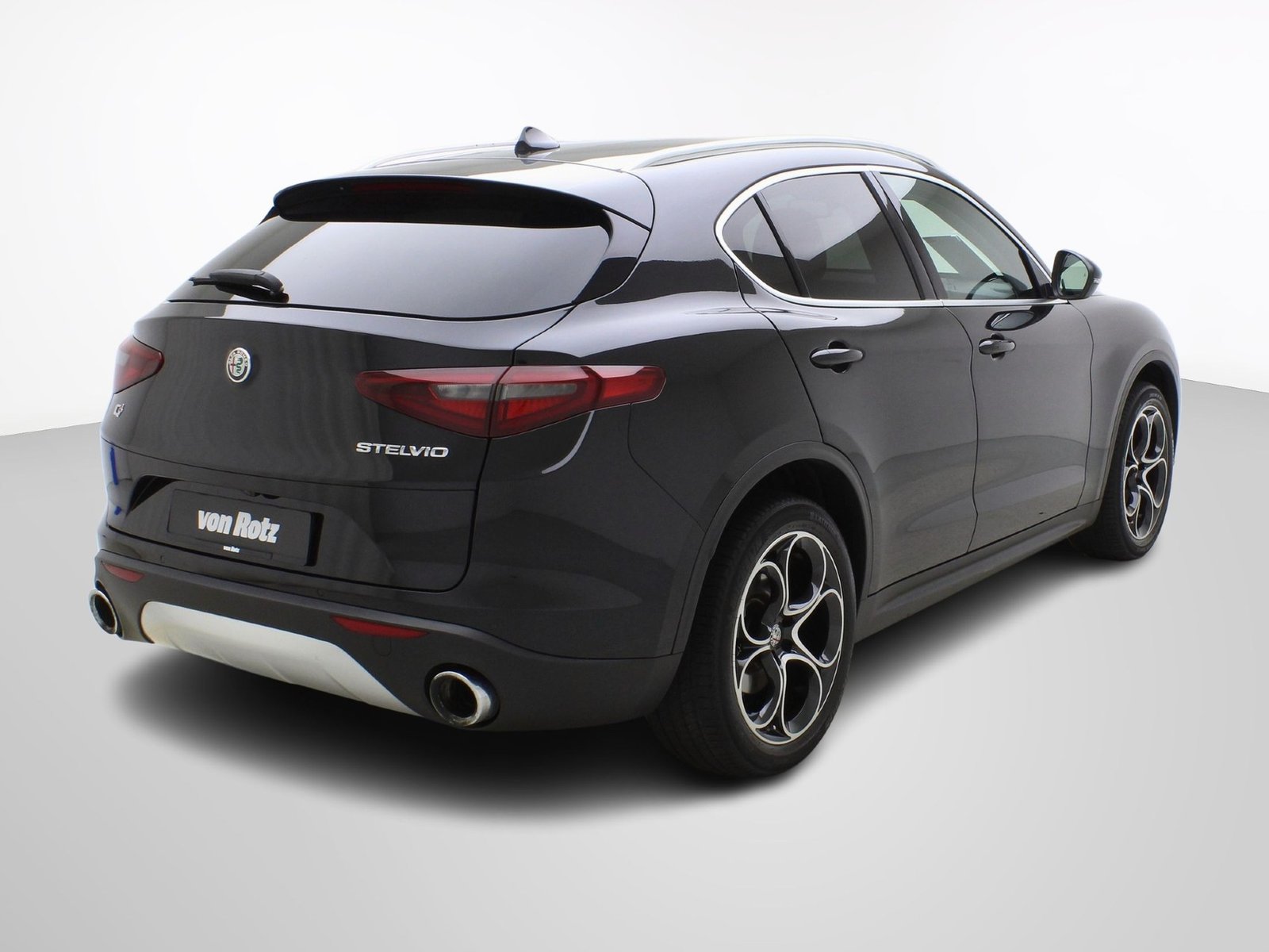 ALFA ROMEO Stelvio 2.0 Q4 280 Super, Petrol, Second hand / Used, Automatic - 4