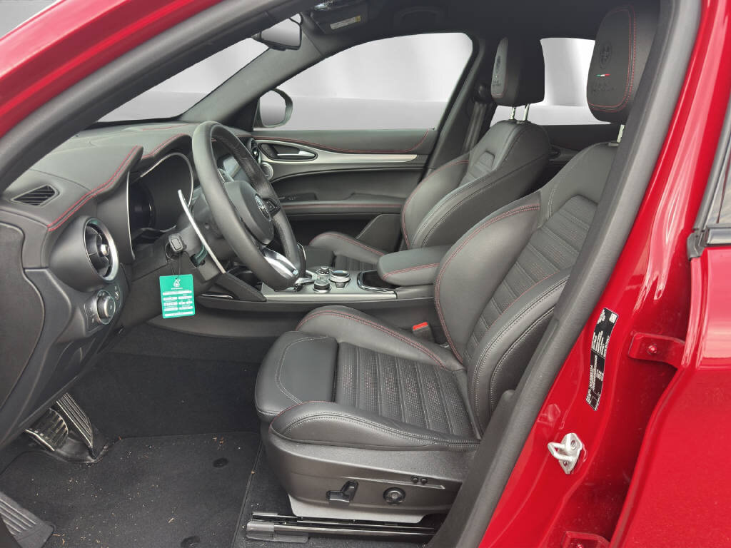 ALFA ROMEO Stelvio 2.0 Q4 280 Tributo Italiano, Petrol, Second hand / Used, Automatic - 4