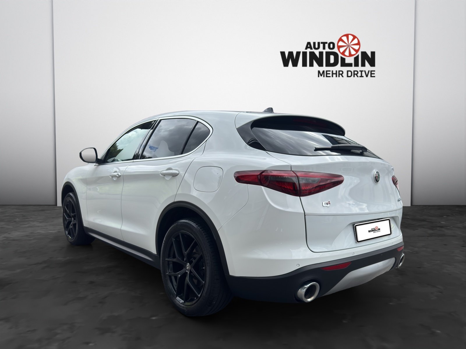ALFA ROMEO Stelvio 2.0 Q4 280 Executive, Benzin, Occasion / Gebraucht, Automatik - 5