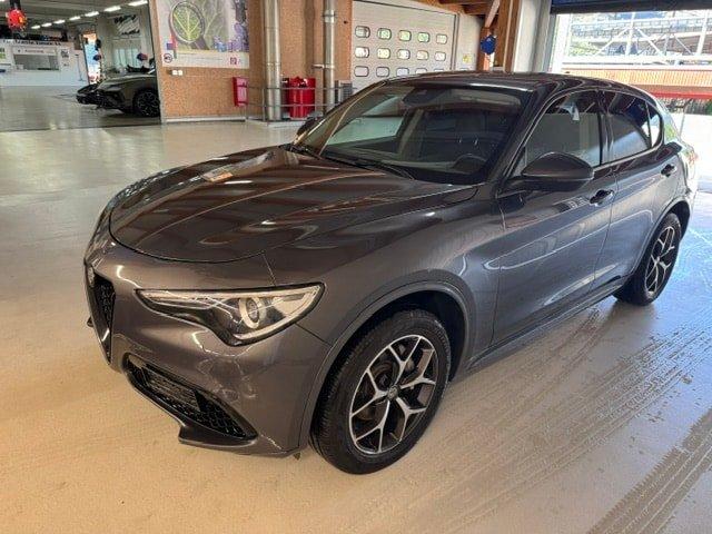 ALFA ROMEO Stelvio 2.0 Super Q4 Automatic, Benzin, Occasion / Gebraucht, Automatik