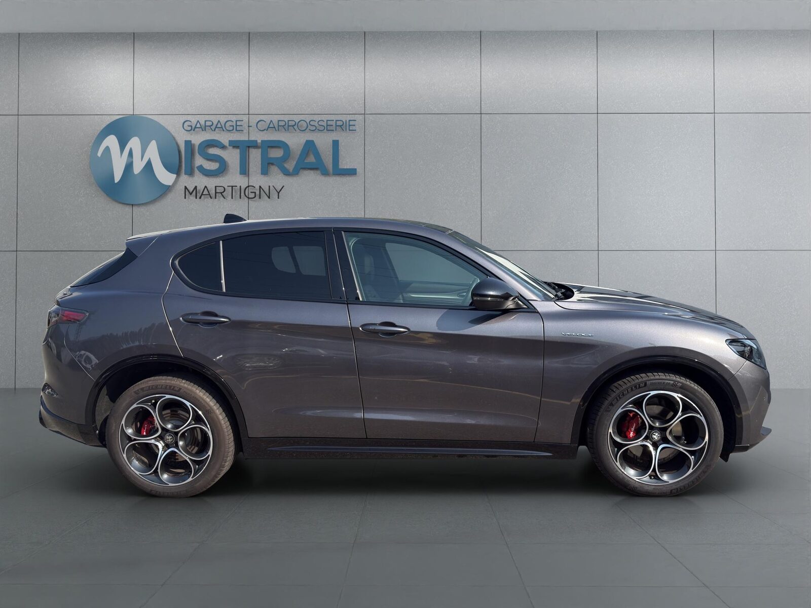 ALFA ROMEO Stelvio 2.0 Q4 280 Veloce, Essence, Occasion / Utilisé, Automatique - 6