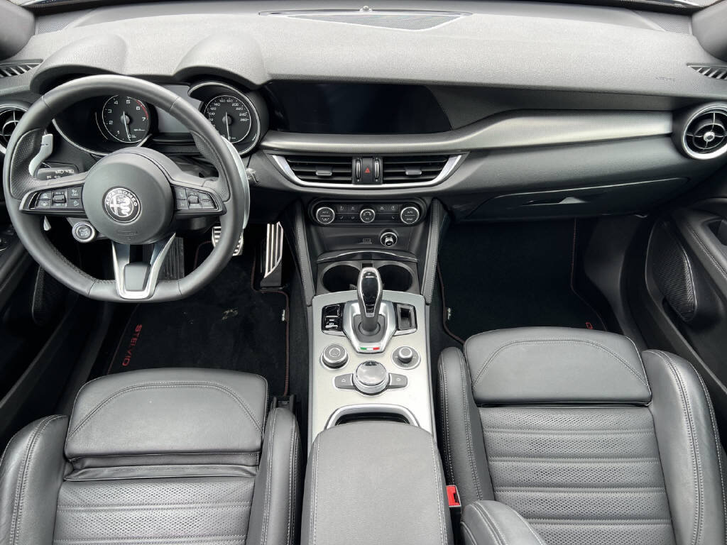 ALFA ROMEO Stelvio 2.0 Q4 280 Veloce Sky, Essence, Occasion / Utilisé, Automatique - 7