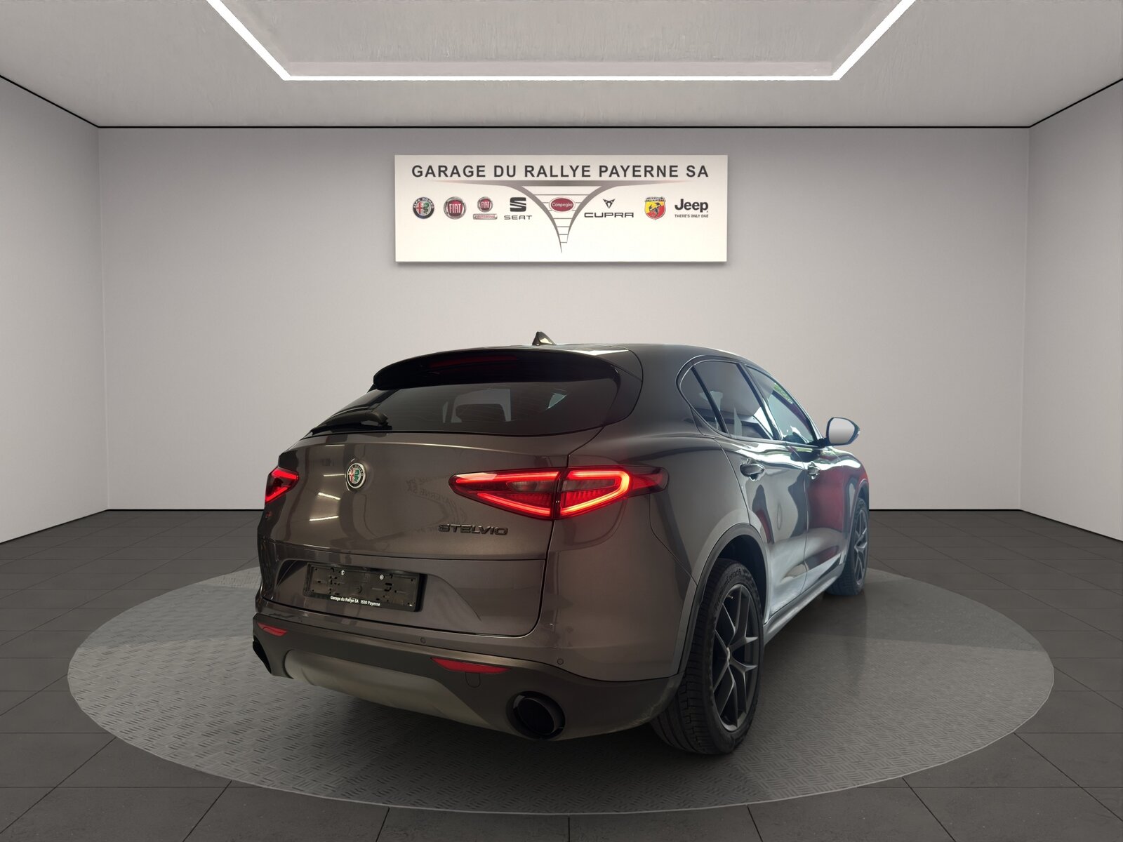 ALFA ROMEO Stelvio 2.0 Super Q4 Automatic, Benzin, Occasion / Gebraucht, Automatik - 5