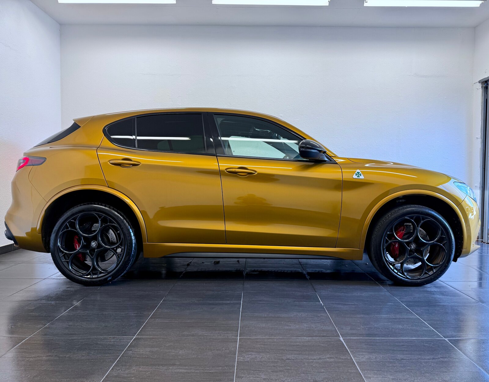 ALFA ROMEO Stelvio 2.9 V6 Quadrifoglio *AKRAPOVIC* Performan, Benzin, Occasion / Gebraucht, Automatik - 4