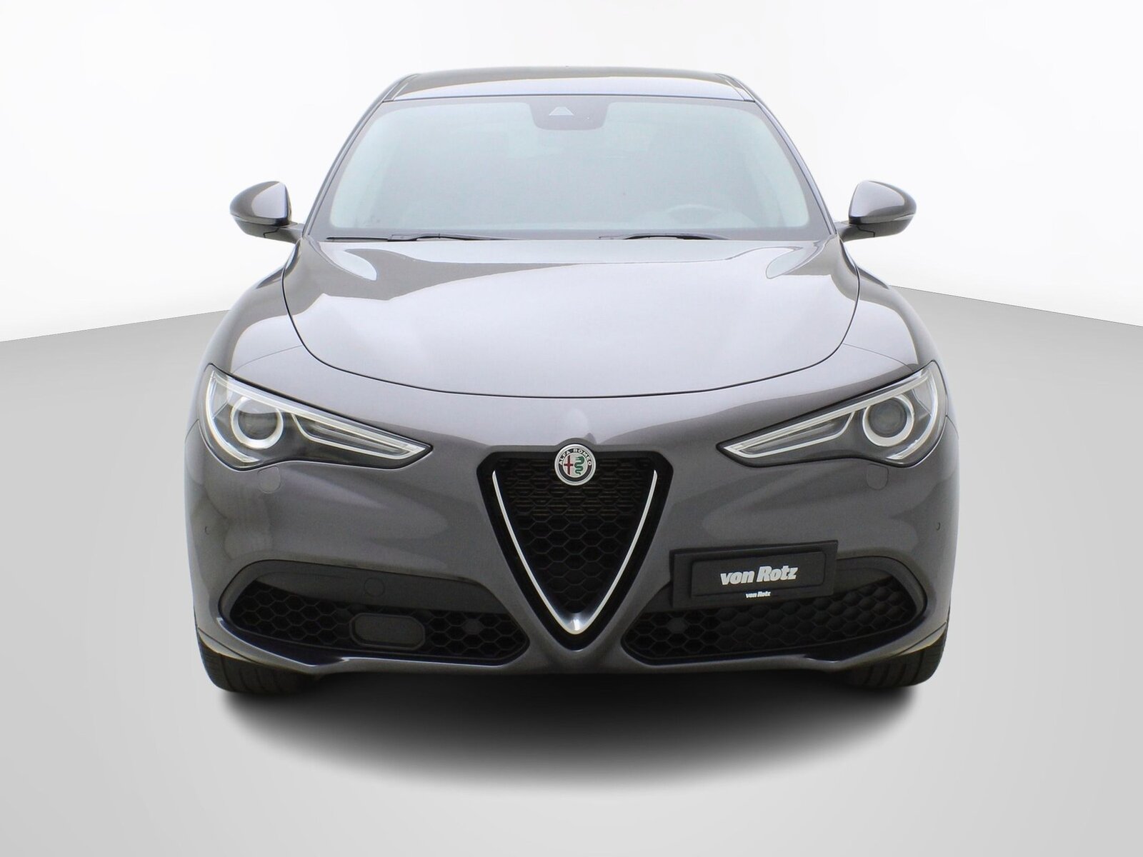 ALFA ROMEO Stelvio 2.0 Q4 Ti, Petrol, Second hand / Used, Automatic - 6