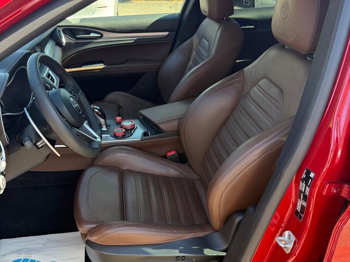 ALFA ROMEO Stelvio 2.0 Sport Q4 Automatic *PANORAMA-DACH - LEDER BRAUN, Benzin, Occasion / Gebraucht, Automatik