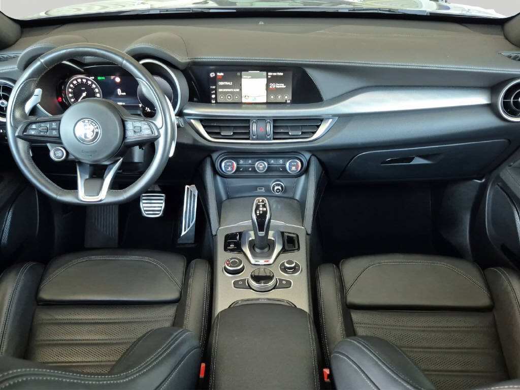 ALFA ROMEO Stelvio 2.0 Q4 280 Veloce, Petrol, Second hand / Used, Automatic - 6
