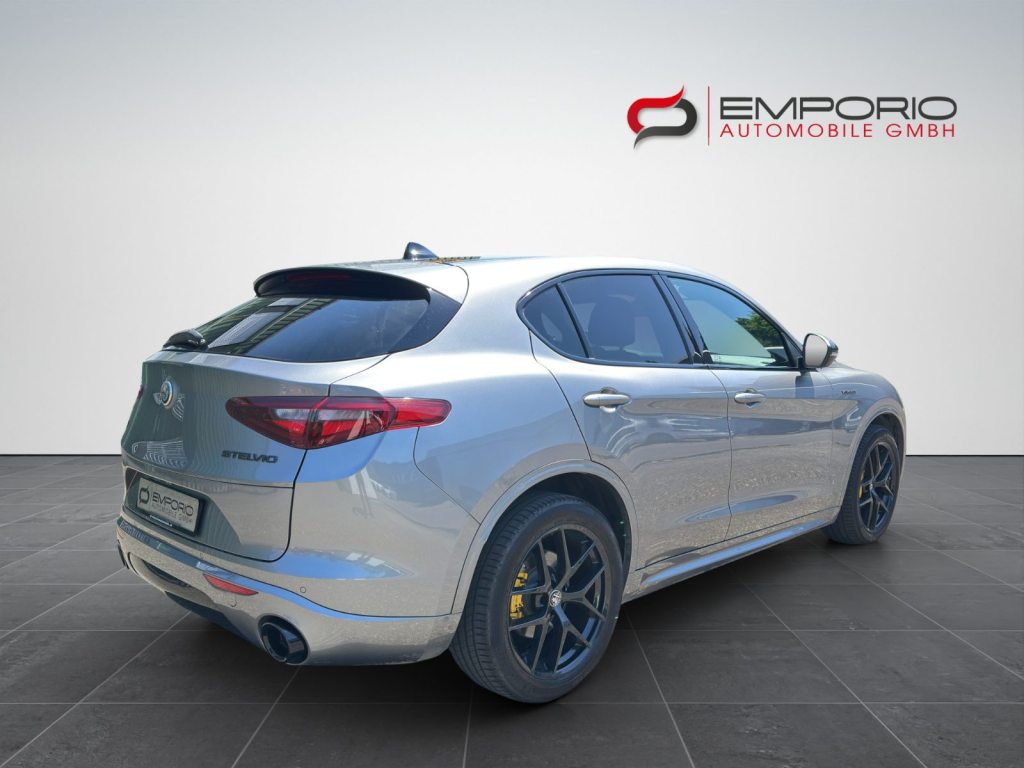 ALFA ROMEO STELVIO 2.0 Q4 280 Veloce, Essence, Occasion / Utilisé, Automatique - 6